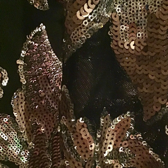 Alexia Admor Sequined Sheath Cocktail Dress - Picture 5 of 8